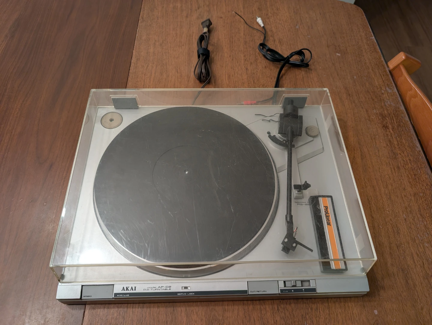 AKAI  Turntable *Read Description*