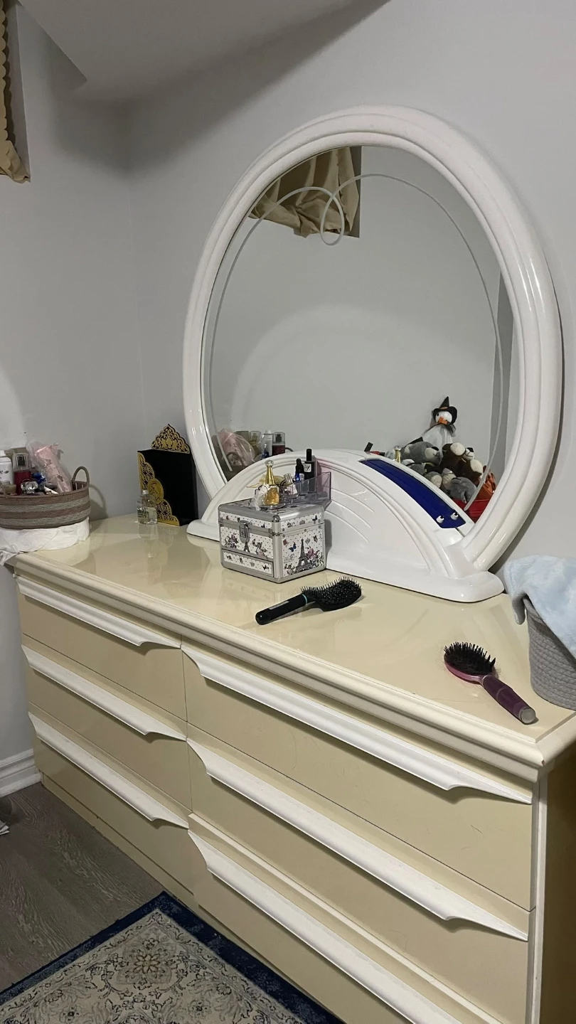 Cream Bedroom Furniture Set