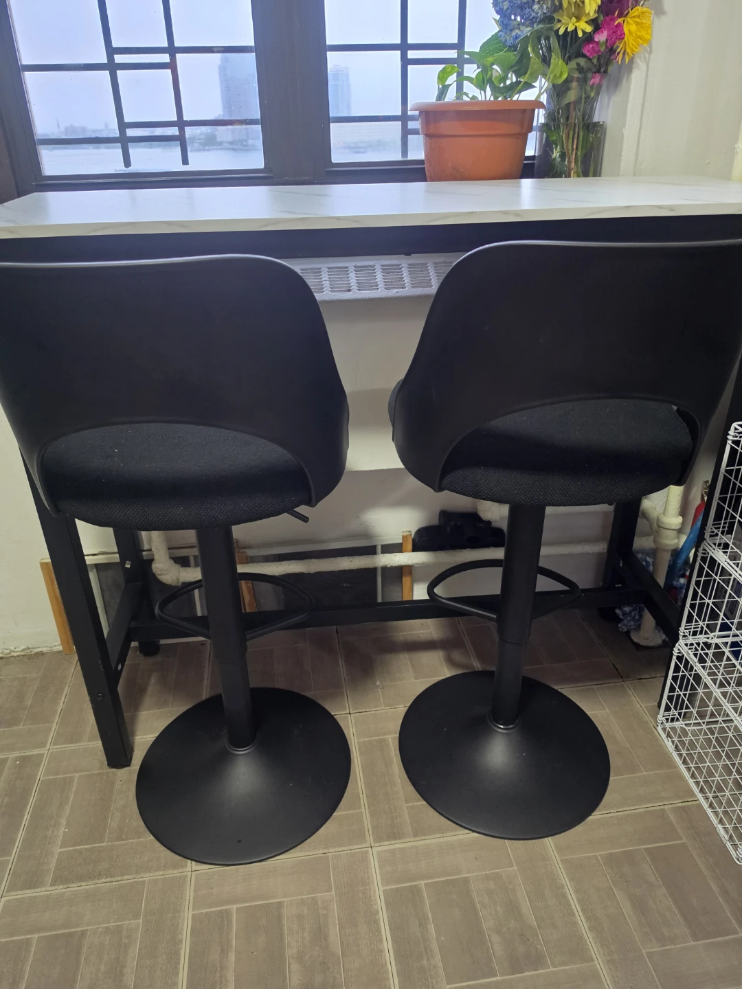 Black Swivel Bar Stools (Set of 2)