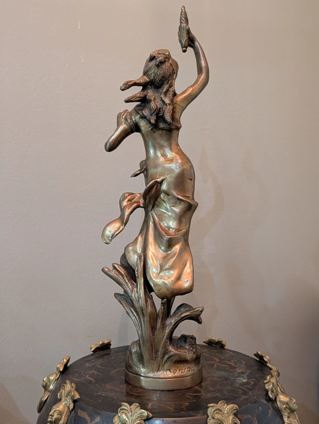 Antique Female figurine - photo 2