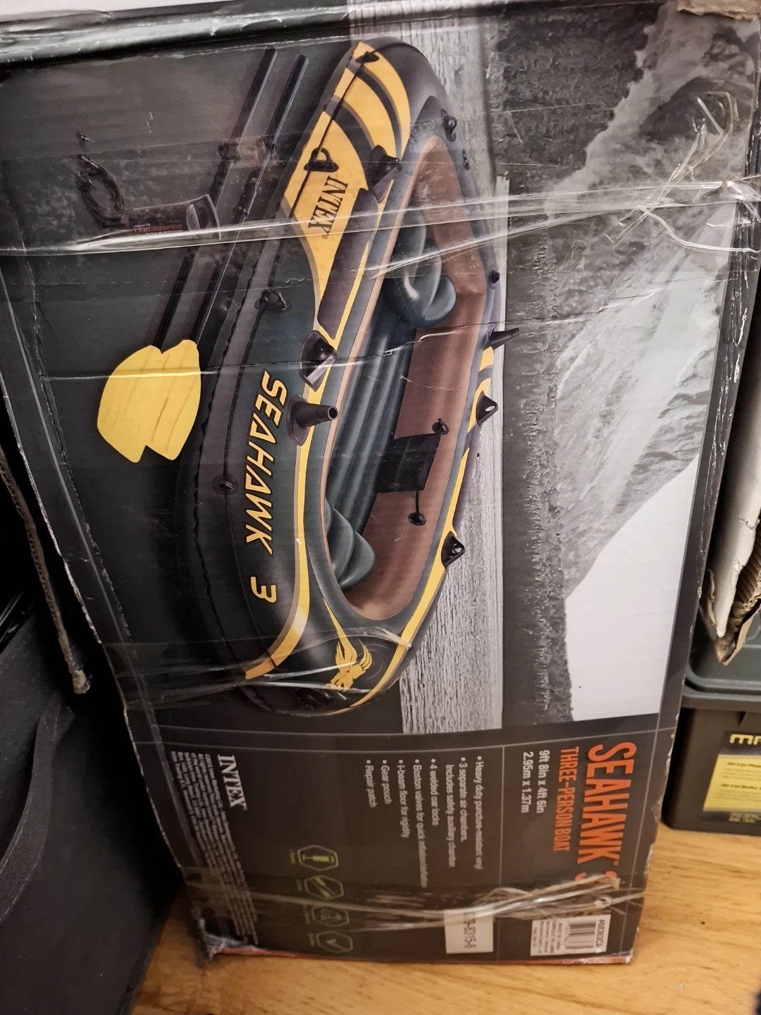 Raft and paddles K0C 1M0