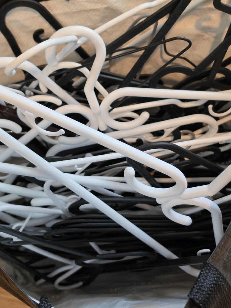 hangers - photo 2