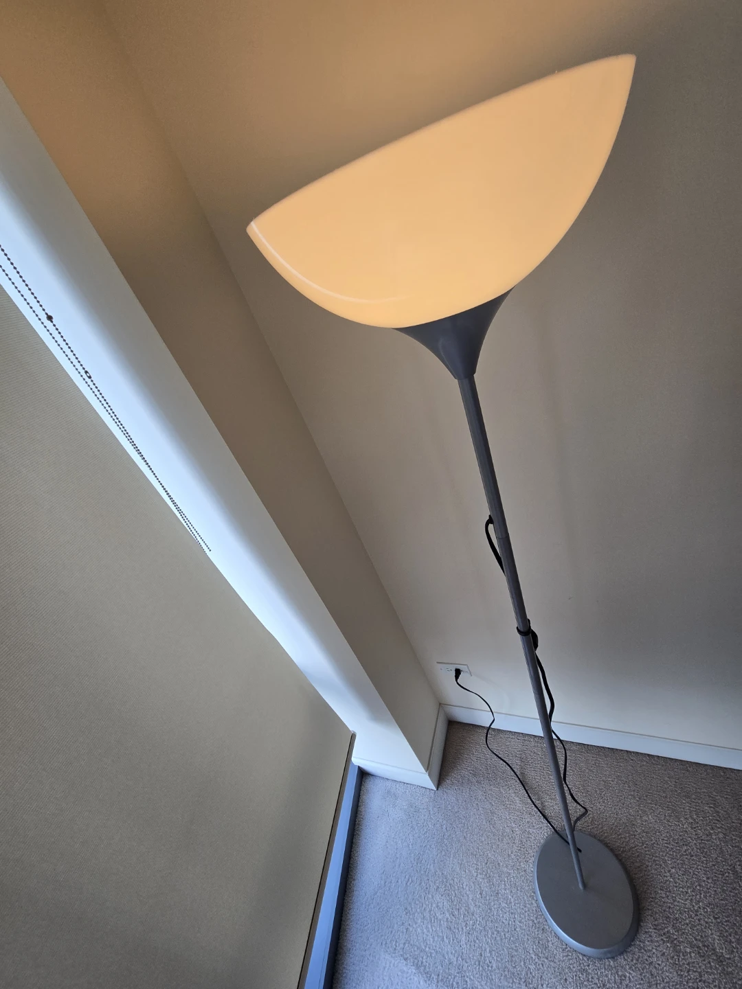 Modern Floor Lamp - photo 3