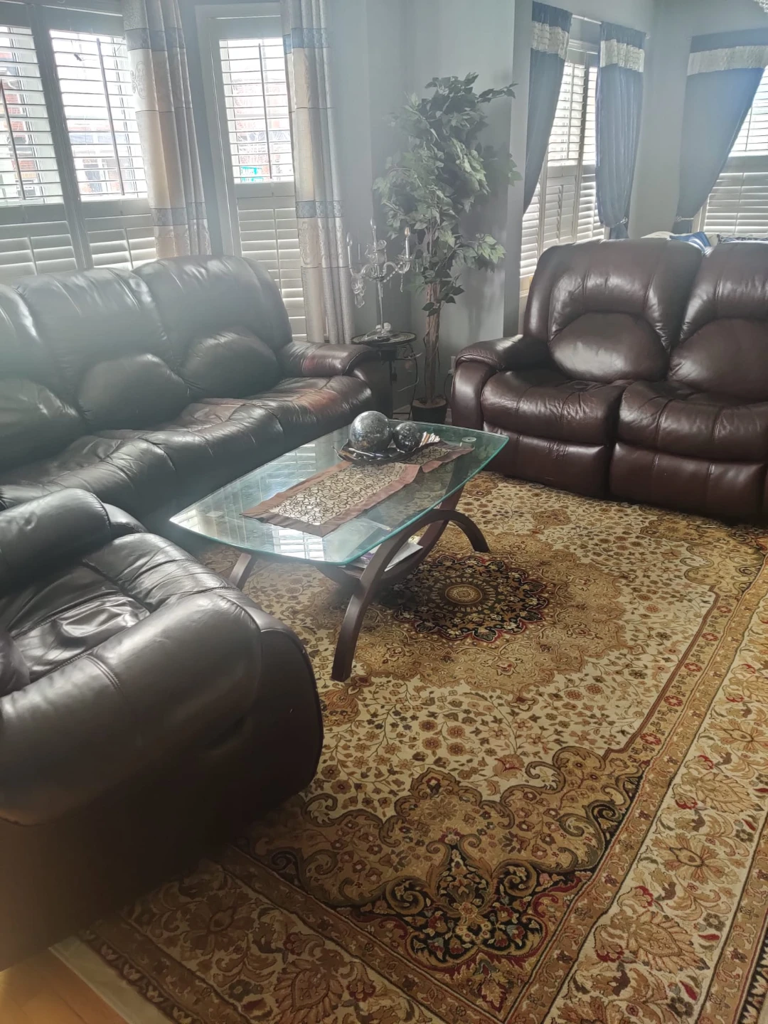 Spacious 6-seater sofa set - photo 4