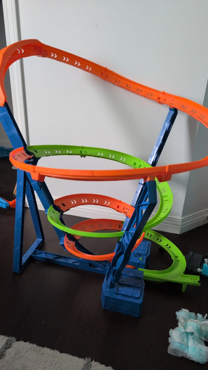 Mattel Hot Wheels Action - Spiral Speed Crash