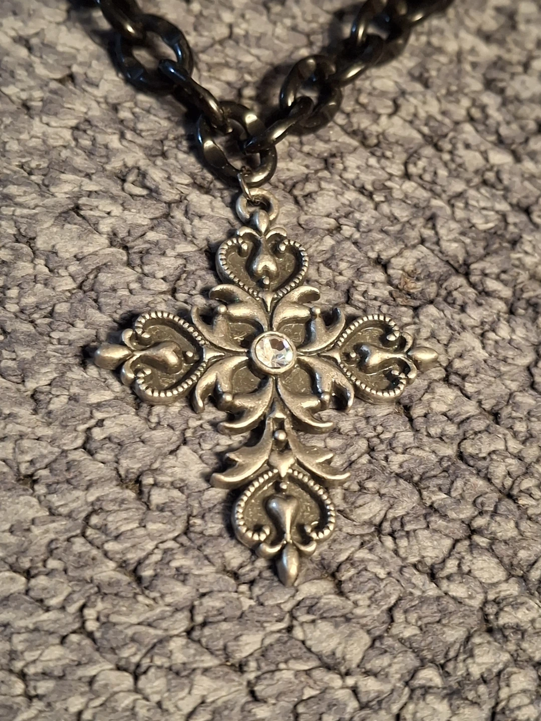 Decorative Cross Necklace - photo 5