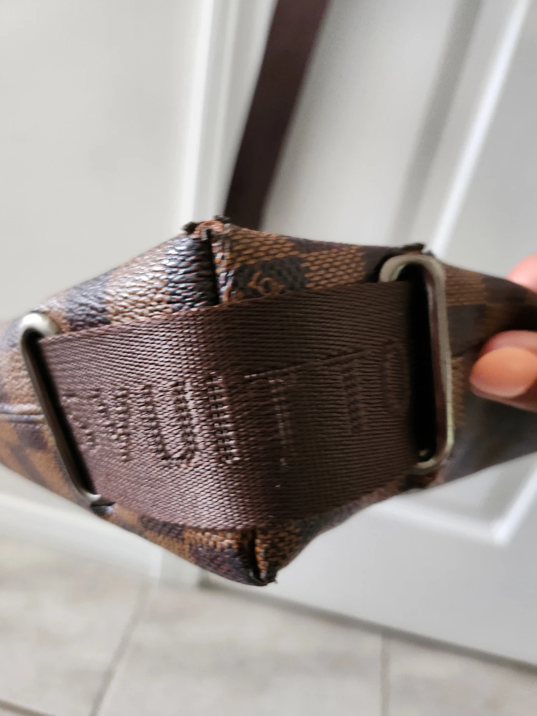 Louis Vuitton Messenger Bag - photo 2