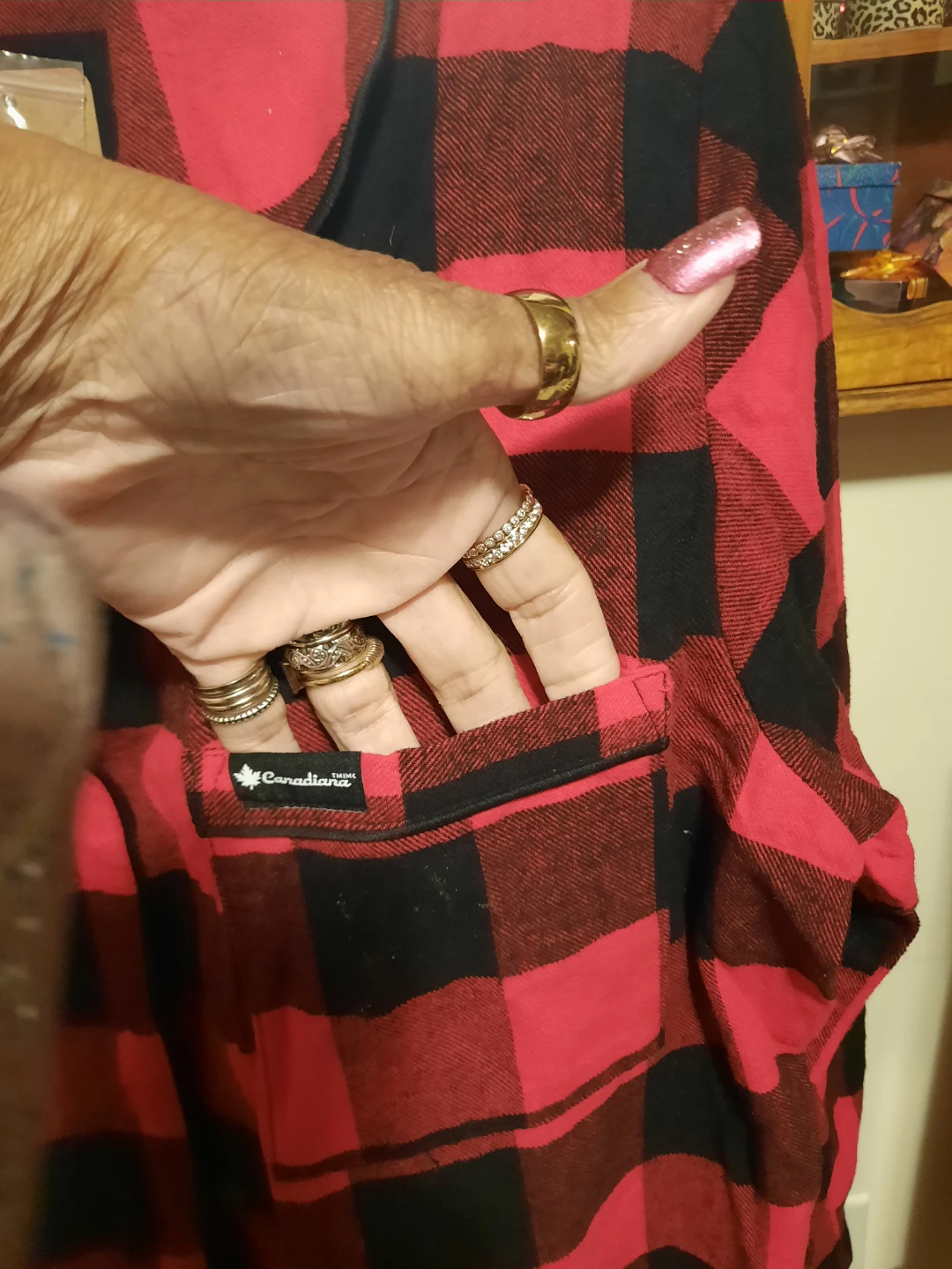 Canadiana Red and Black Plaid Top M/M - photo 5