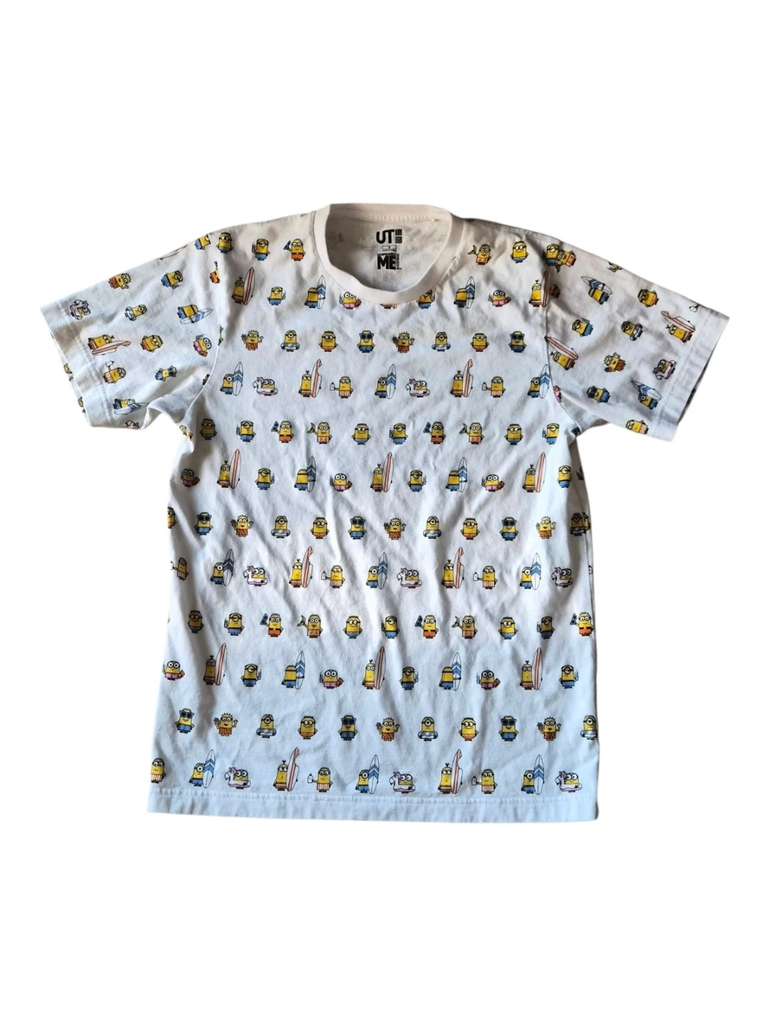 Uniqlo minions tshirt