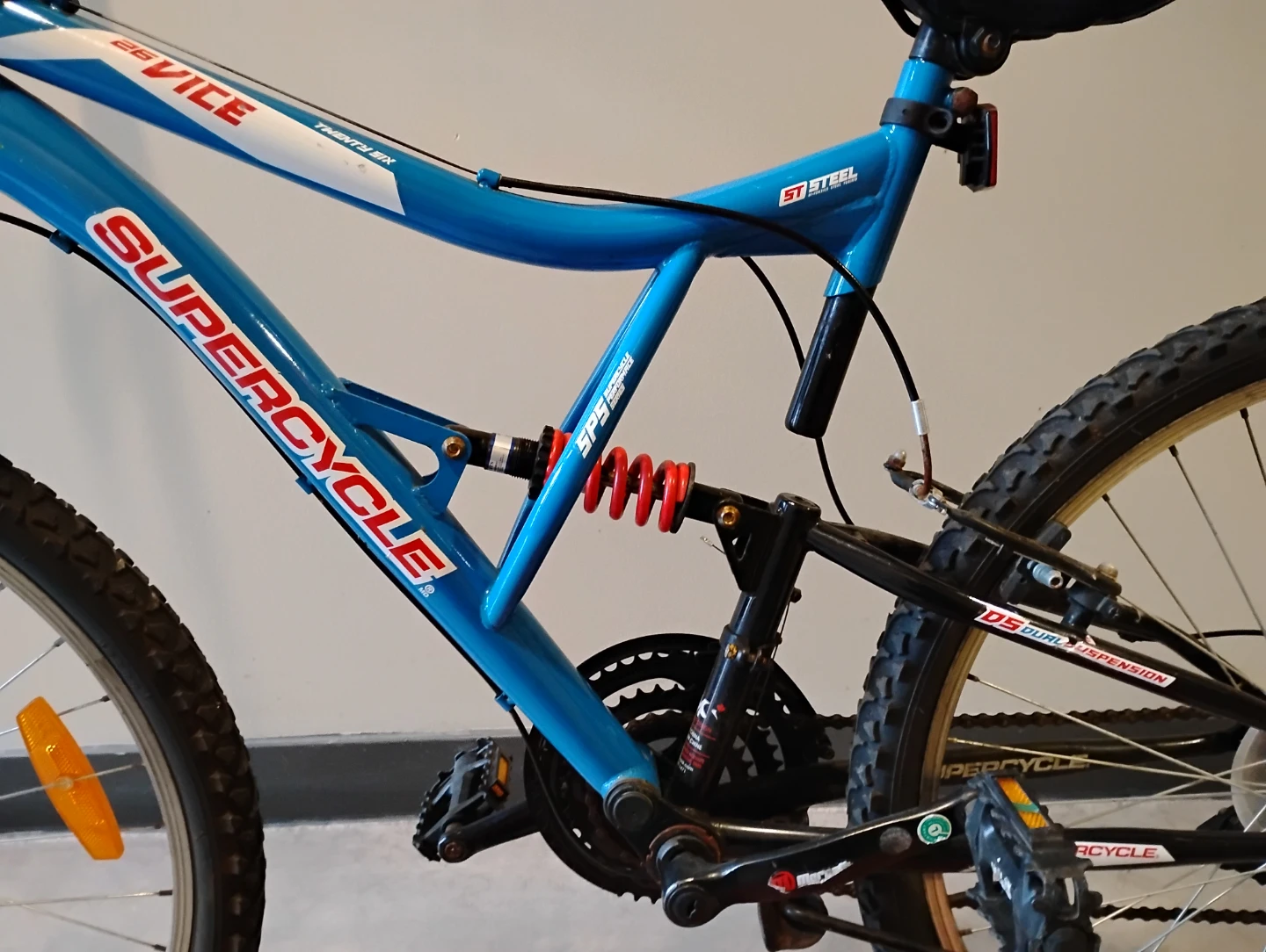16 speed mountain bike - photo 3