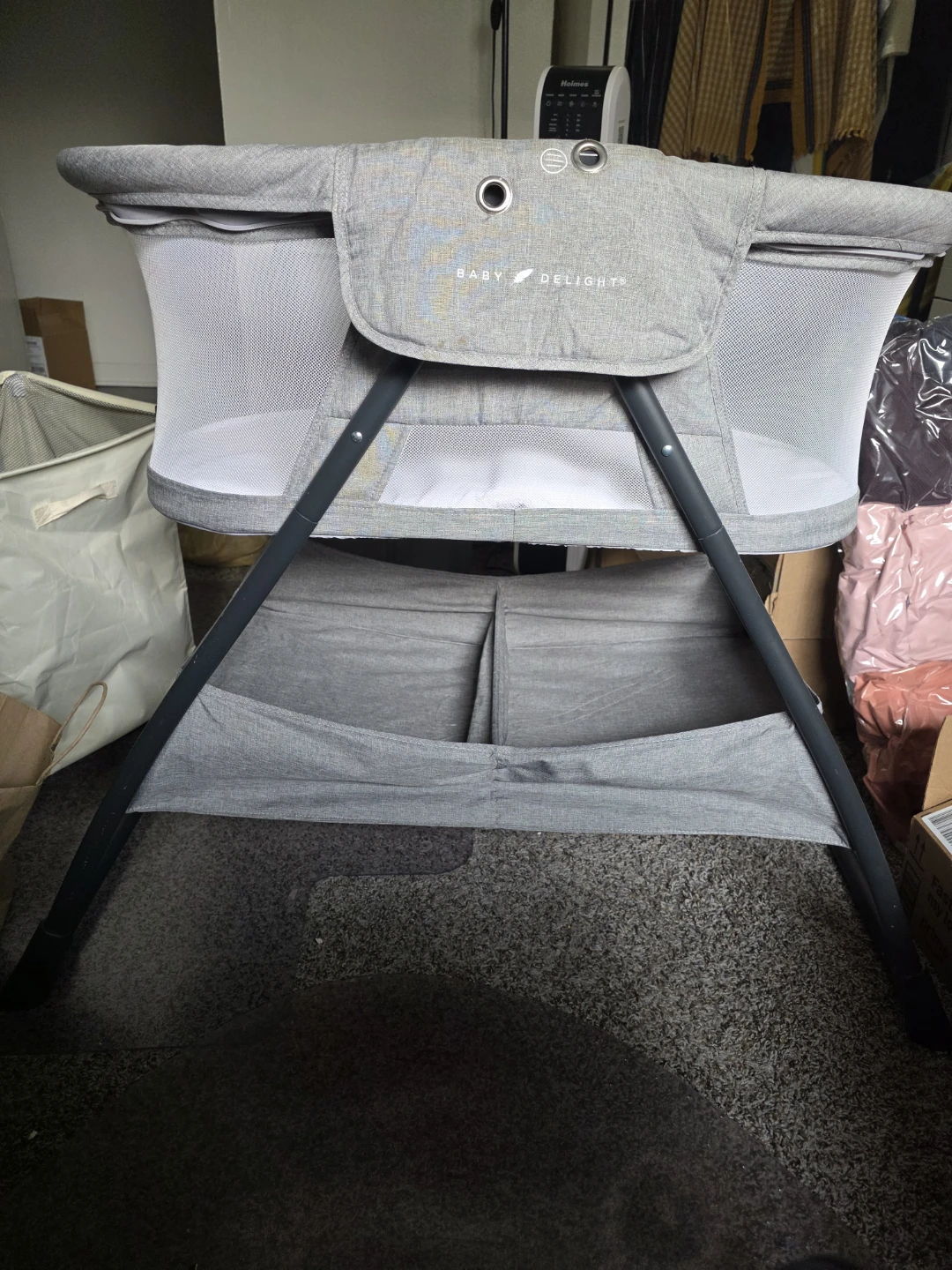 Baby Delight Portable Bassinet