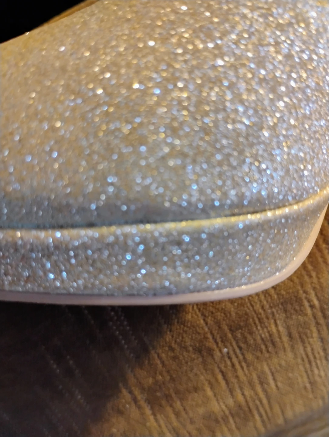 Women's Gold Glitter Heels Size 8 - photo 2