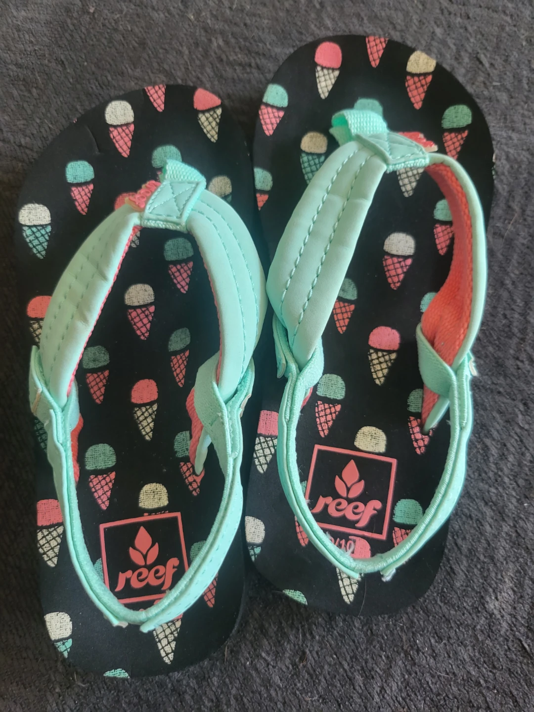 NEW Reef Kids Sandals