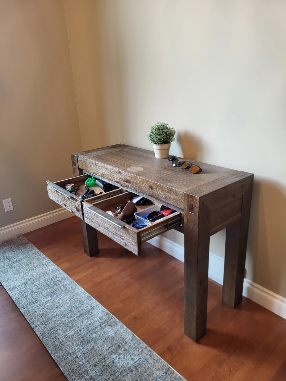 Wooden Side Table - photo 3