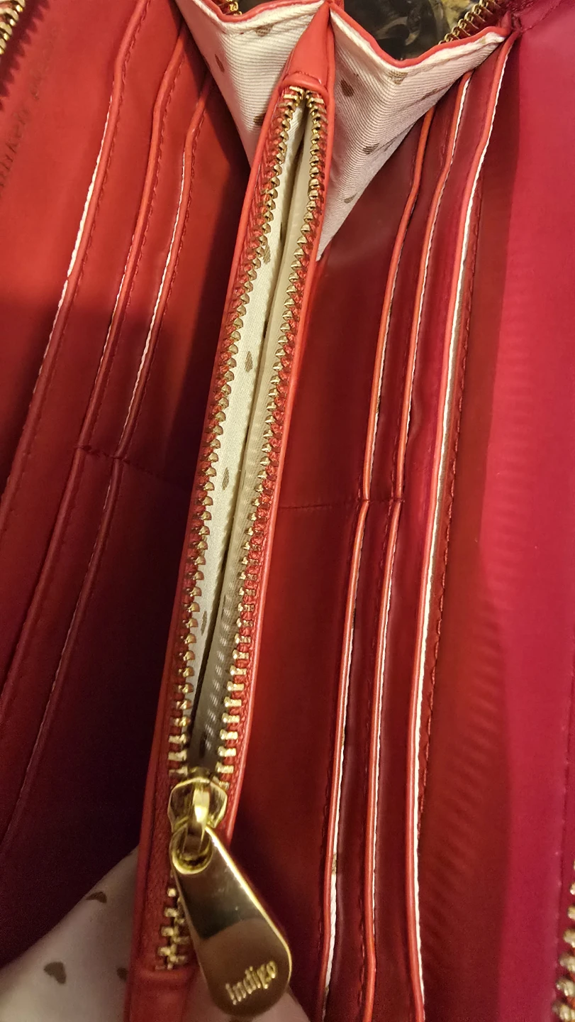 Red Indigo Wallet with Heart Detail - photo 2