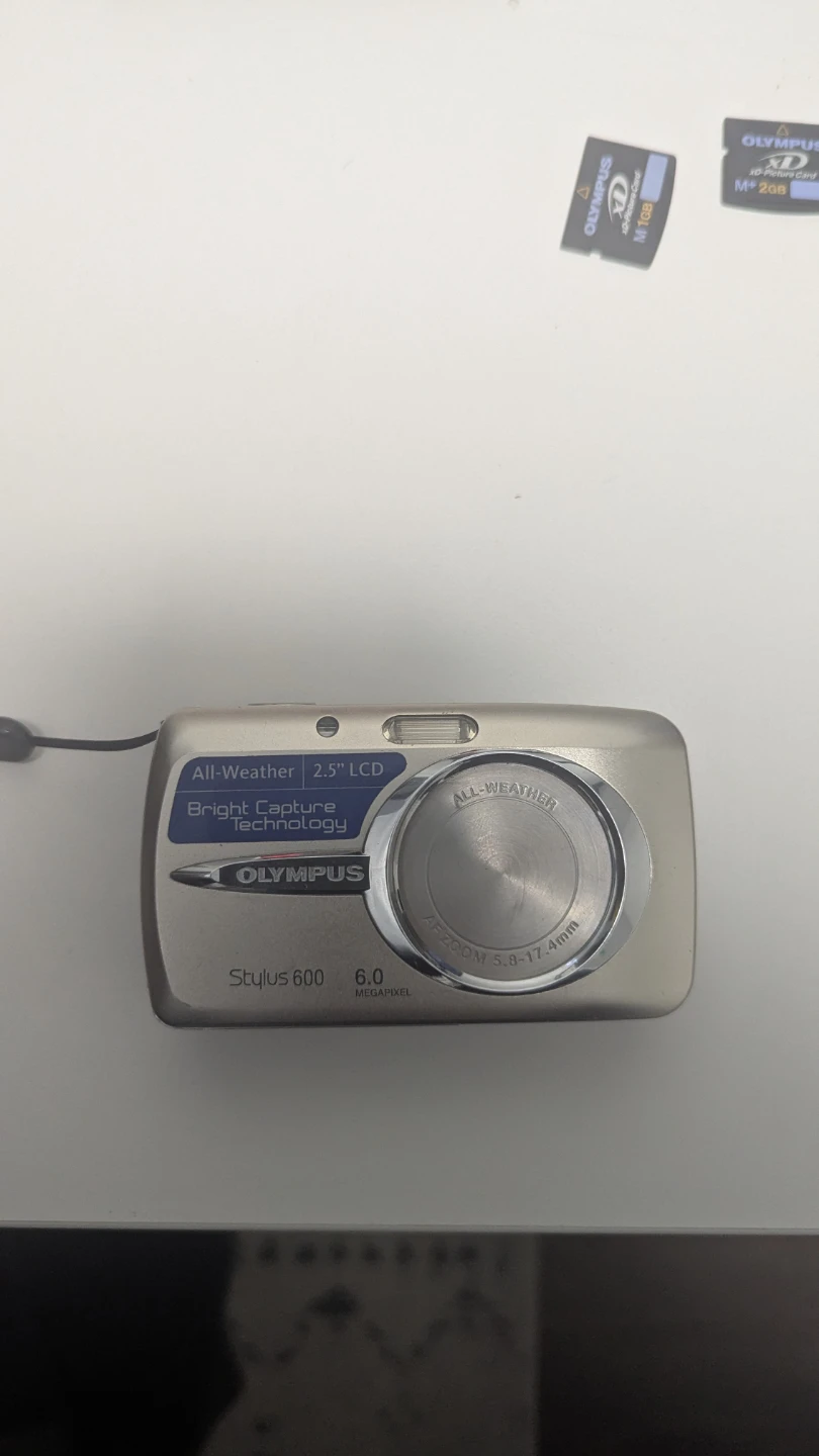 Olympus Stylus 600