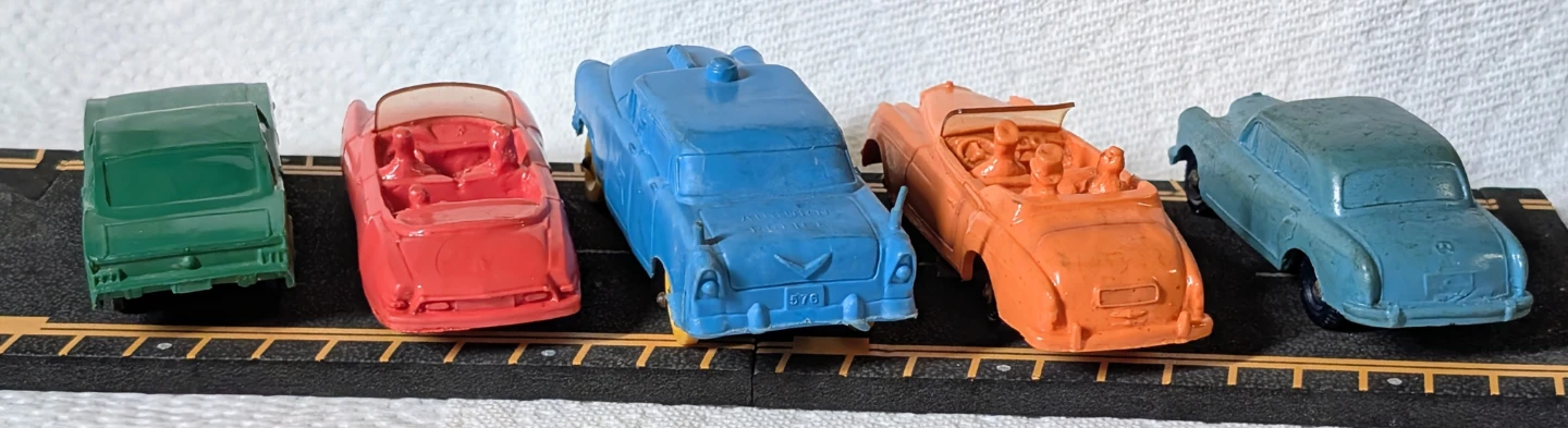 Vintage ( Lot D ) Rubber Toy Cars Lot - Assorted Colours - photo 2