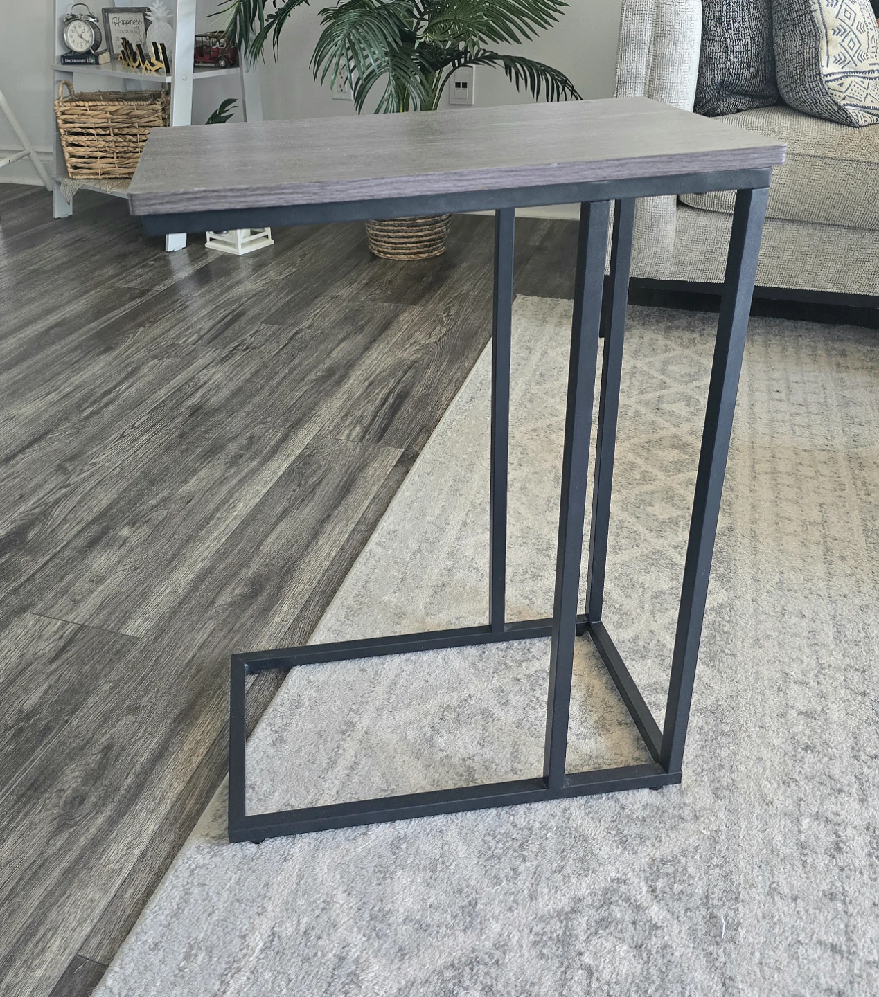 Gadroard Industrial Side Table
