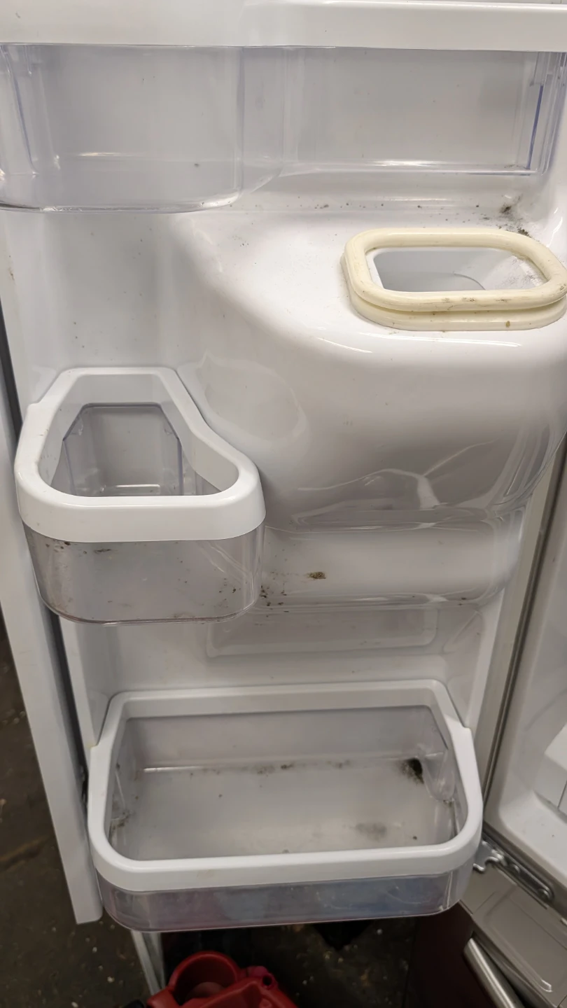 samsung French Door Refrigerator *mouldy - read description* - photo 4