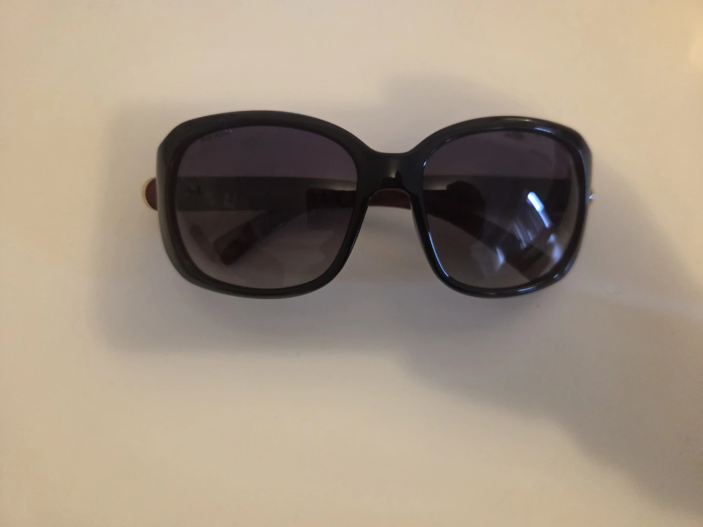 Style Glasses with Black Frames