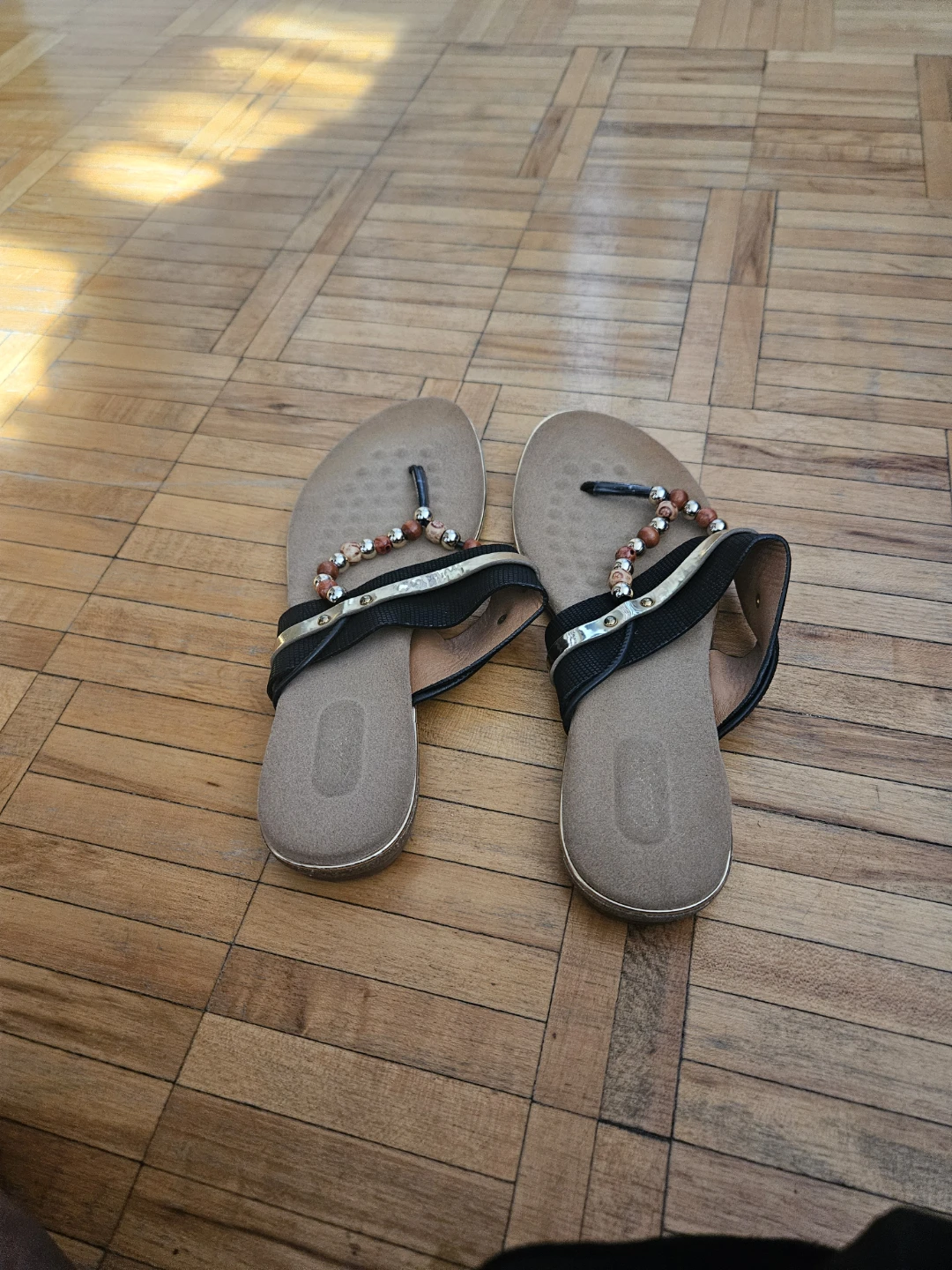 Women's Flip Flops with Beads - photo 2
