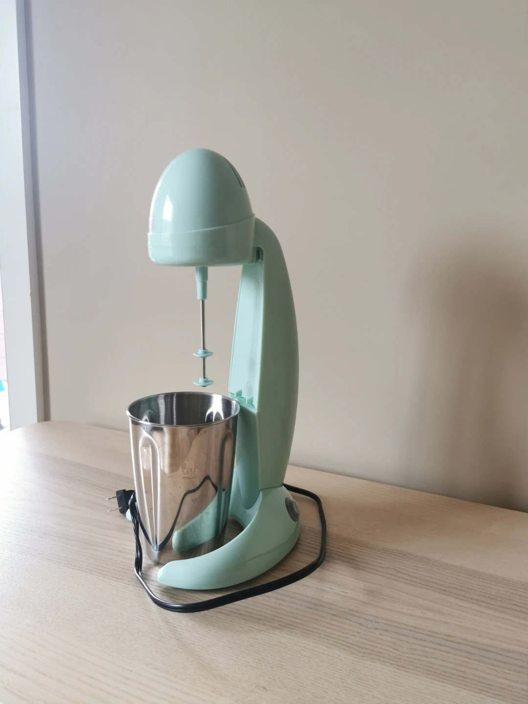 Dash Milkshake Maker - photo 2