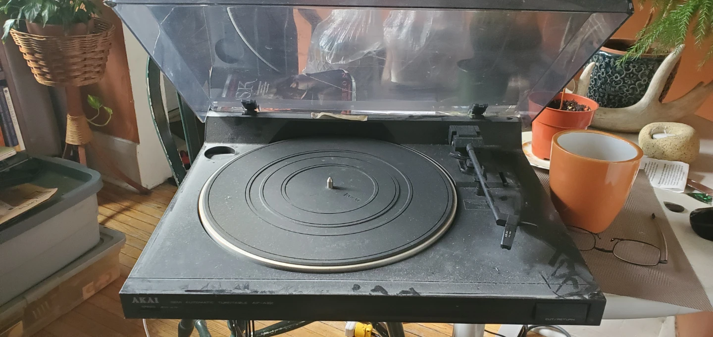 AKAI AP-A101 Automatic Turntable not working - photo 3