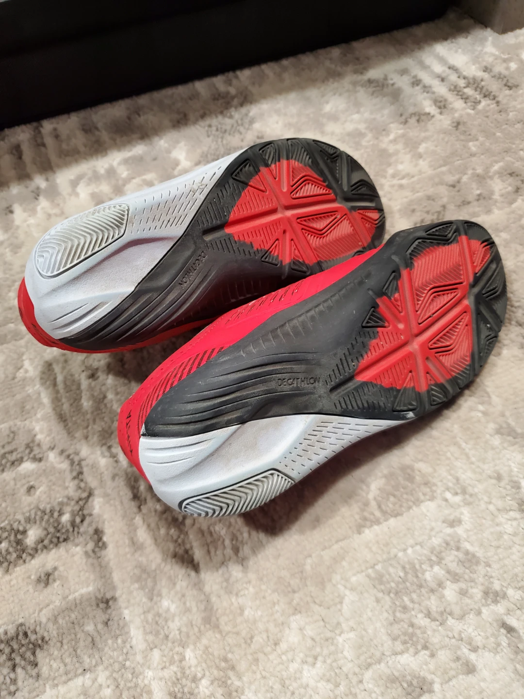 Decathlon Kipsta Ginka 500 Red/Black Kids Indoor Soccer Shoes - photo 3