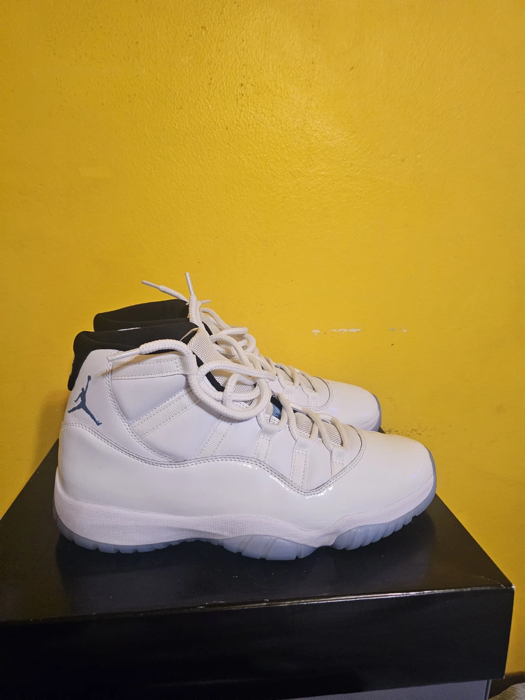Air Jordan 11 Retro Concord - photo 2