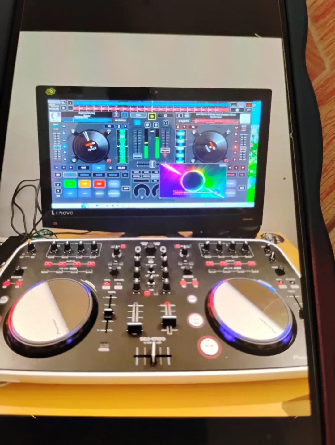 Pioneer DDJ-SX2 DJ Controller with Speakers and Laptop