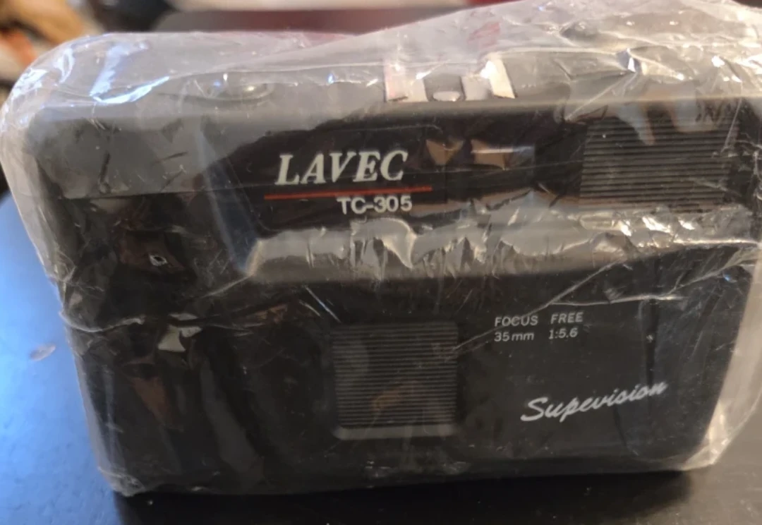 Lavec TC-305 Supervision 35mm Focus Free Camera