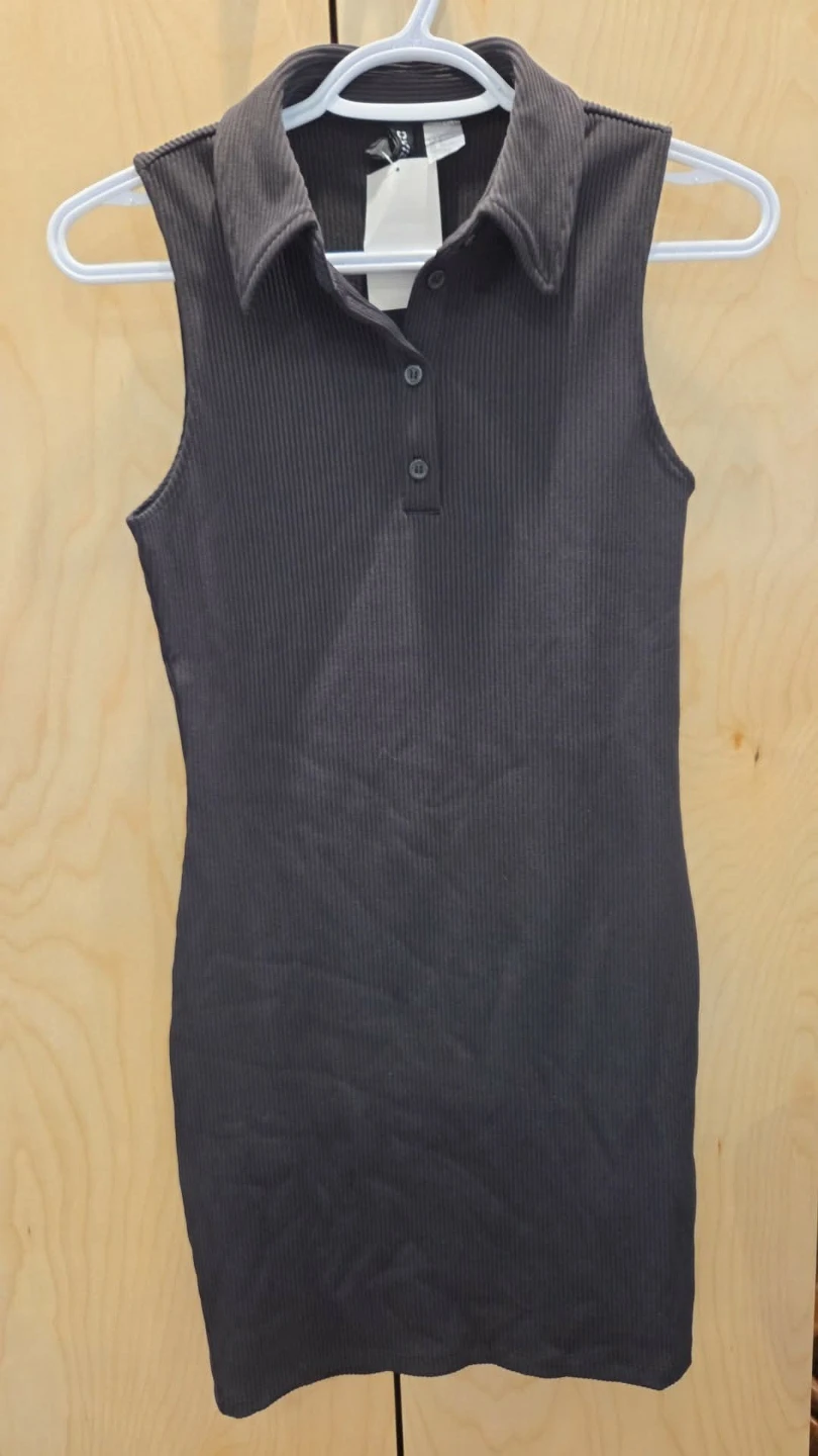 H&M Ribbed Sleeveless Polo Dress