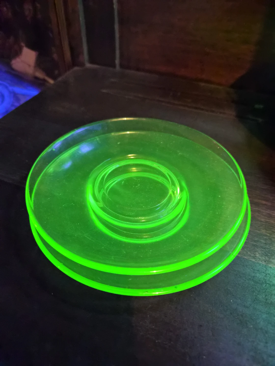 Uranium Glass Saucer Plates (Set of 2) - photo 3