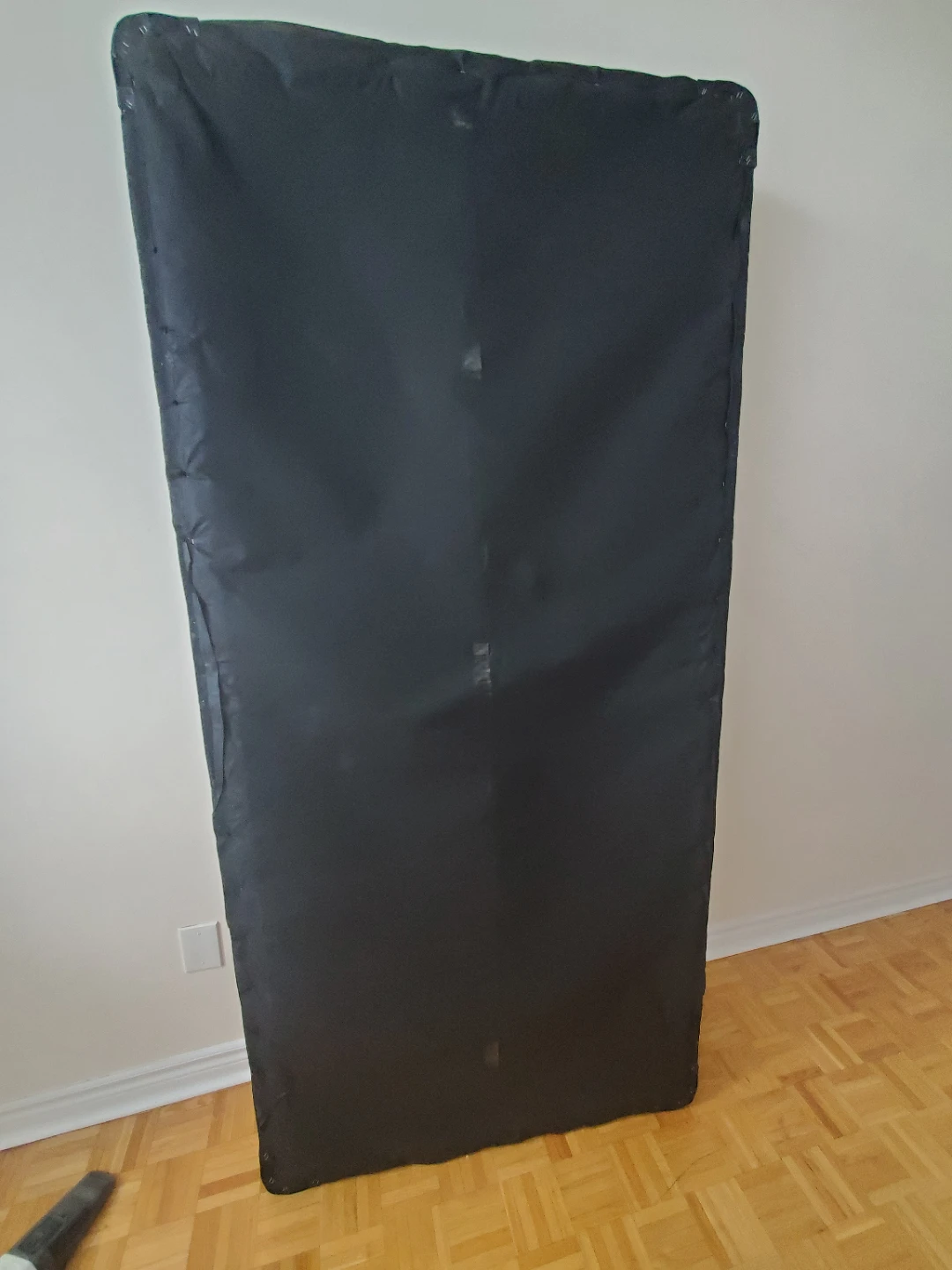 Split King box spring - photo 3