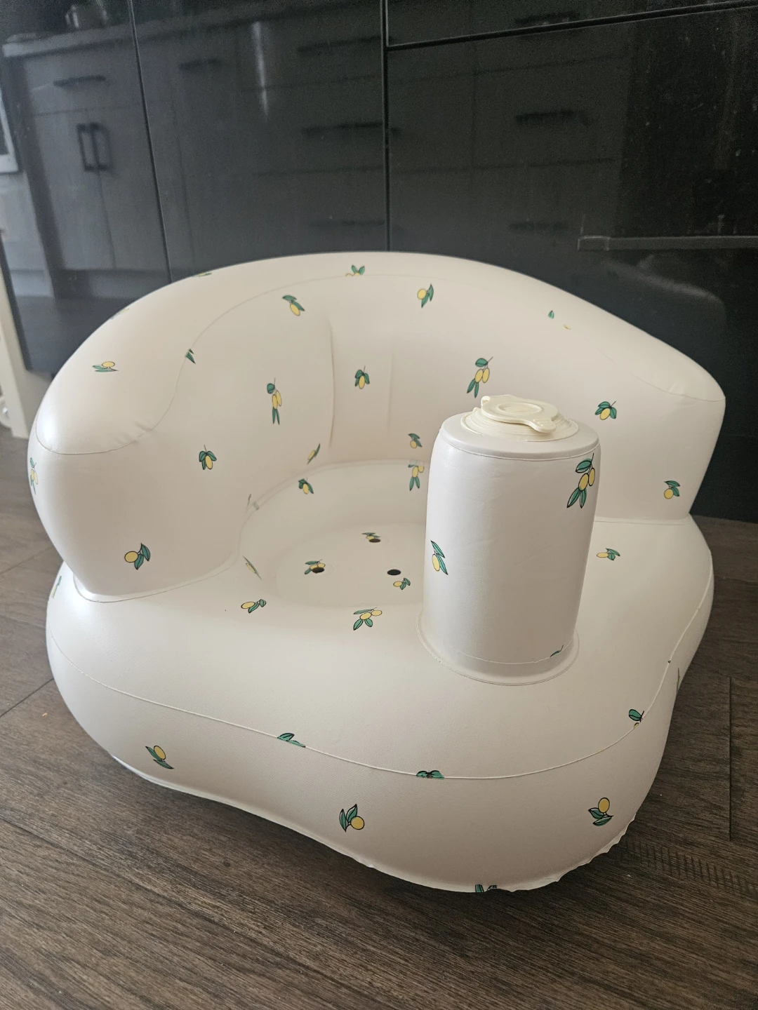 Inflatable Baby Seat with Lemon Print