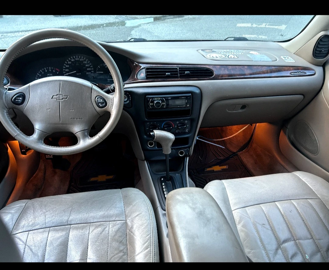 2002 Chevrolet Malibu - photo 4