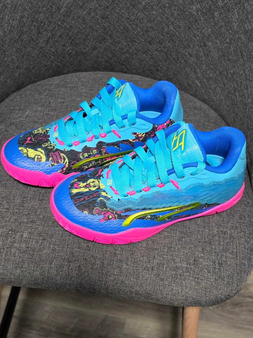 Size 6 PUMA Stewie 3 "Tokyo Nights"