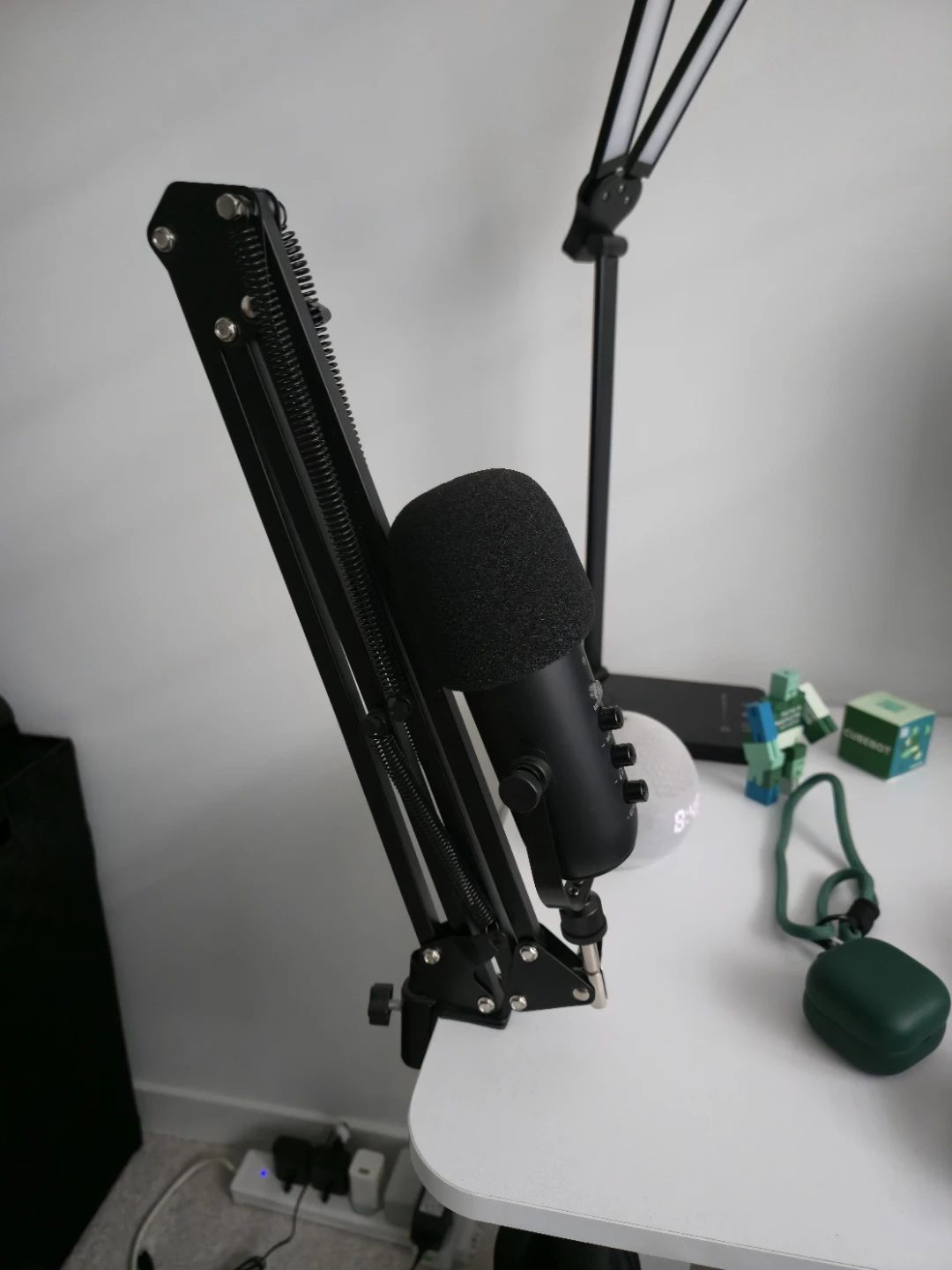 Black Microphone and Boom Arm Stand - photo 2