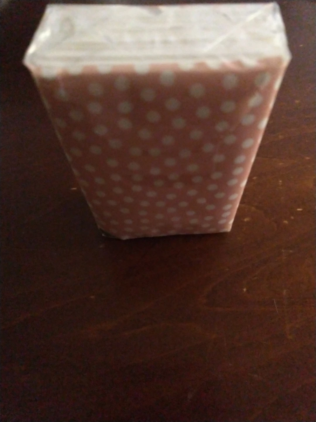 Closed mini packet tissues