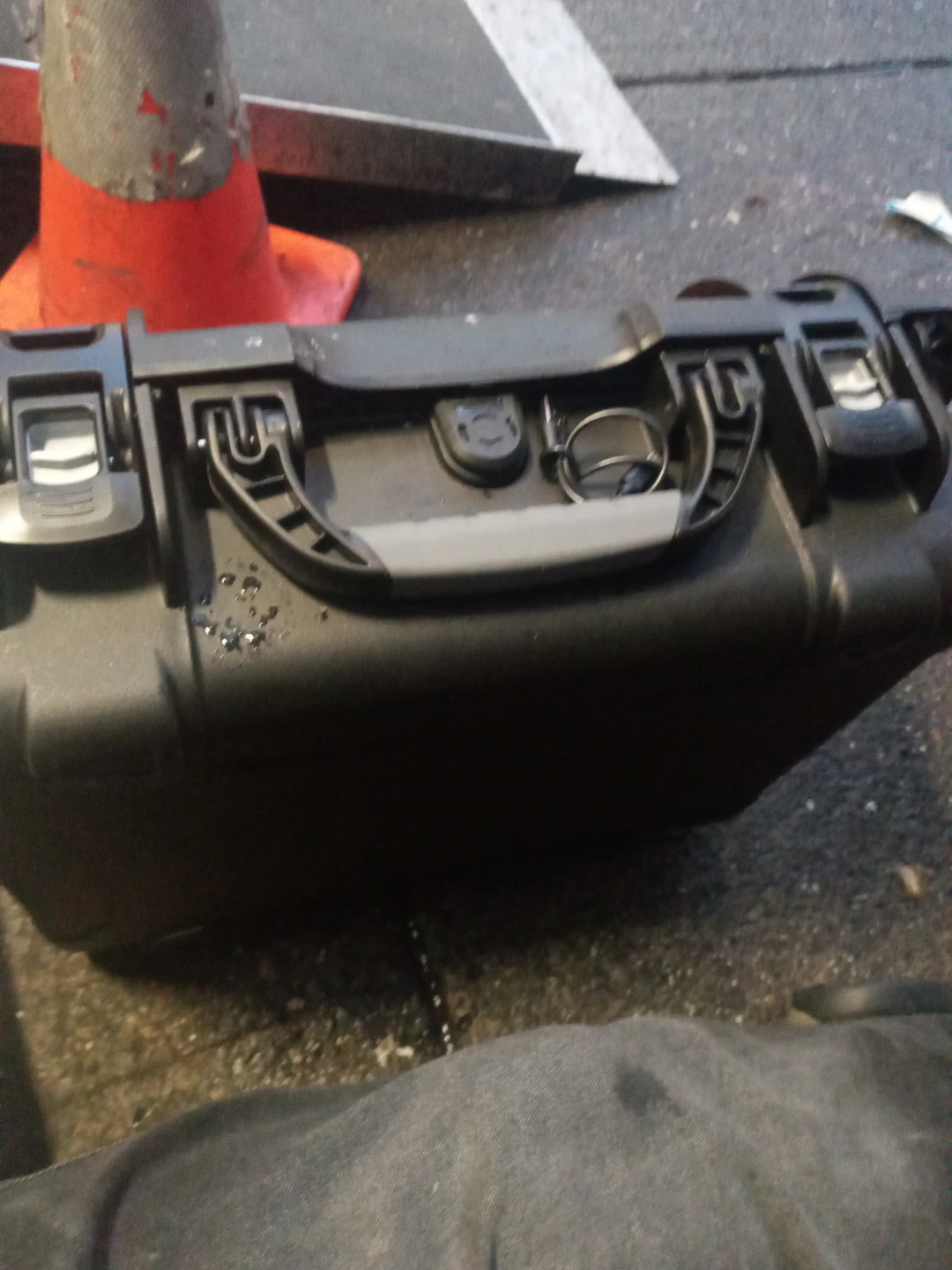Black Pelican Hard Case - photo 2