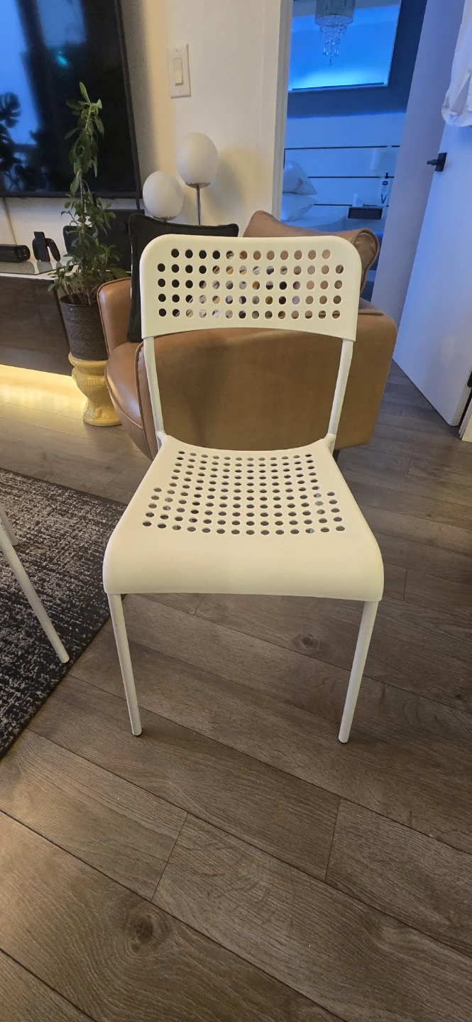2 IKEA SANDSBERG Chair, White - photo 2