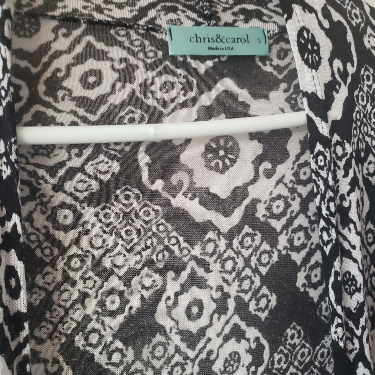Black & White Patterned Cardigan - photo 4
