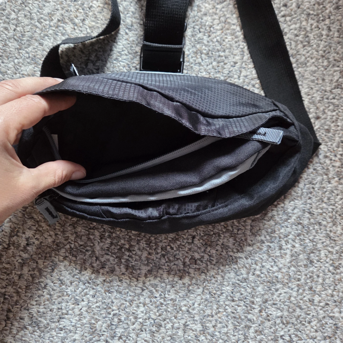 Black Fanny Pack - photo 2