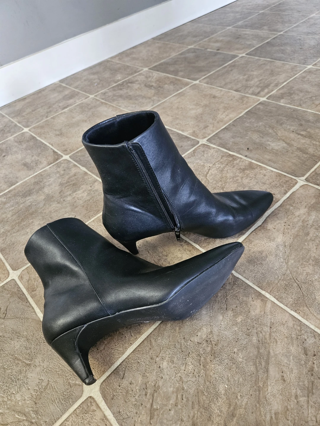 Black Ankle Boots - photo 3