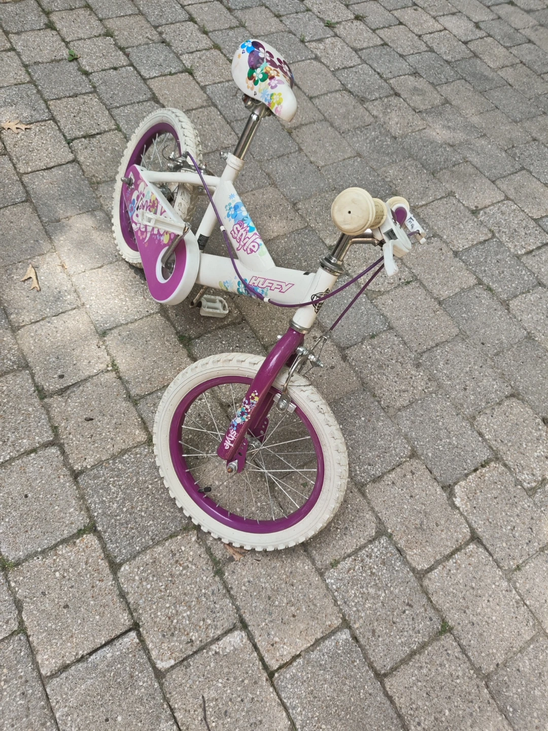 Huffy Kids Bicycle - photo 2