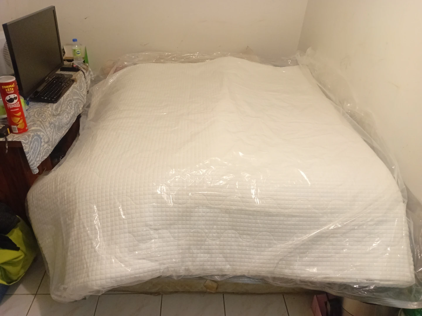 White Quilted Mattress Protector - photo 2