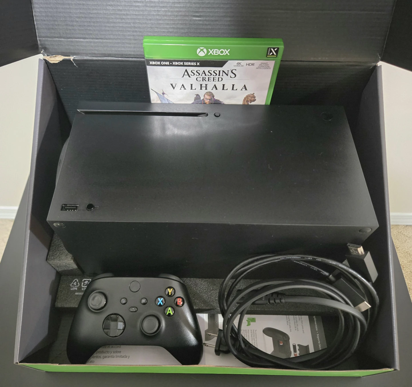 Xbox Series X 1TB Console / Assassin's Creed Valhalla