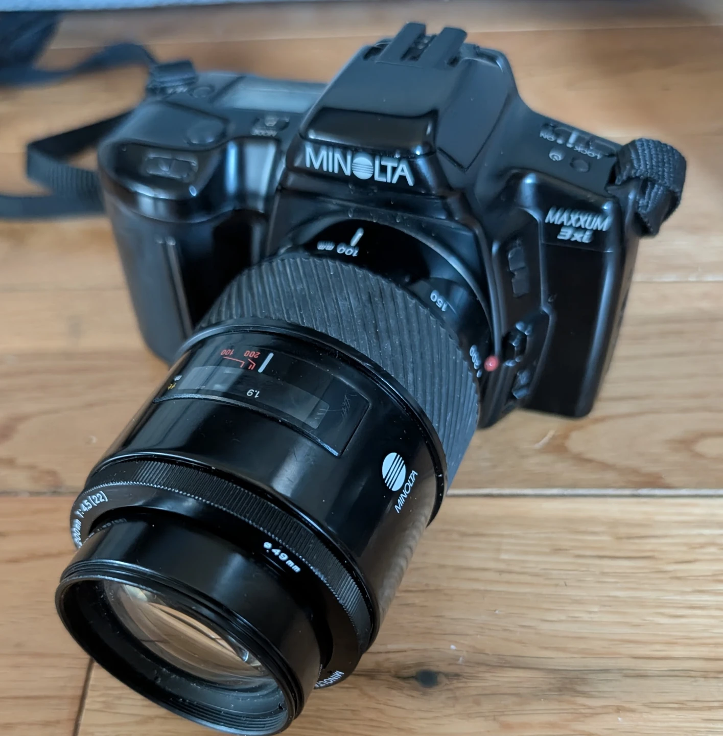 Minolta Maxxum 3xi Camera with 3 Lenses and a Tashika Camera - photo 3