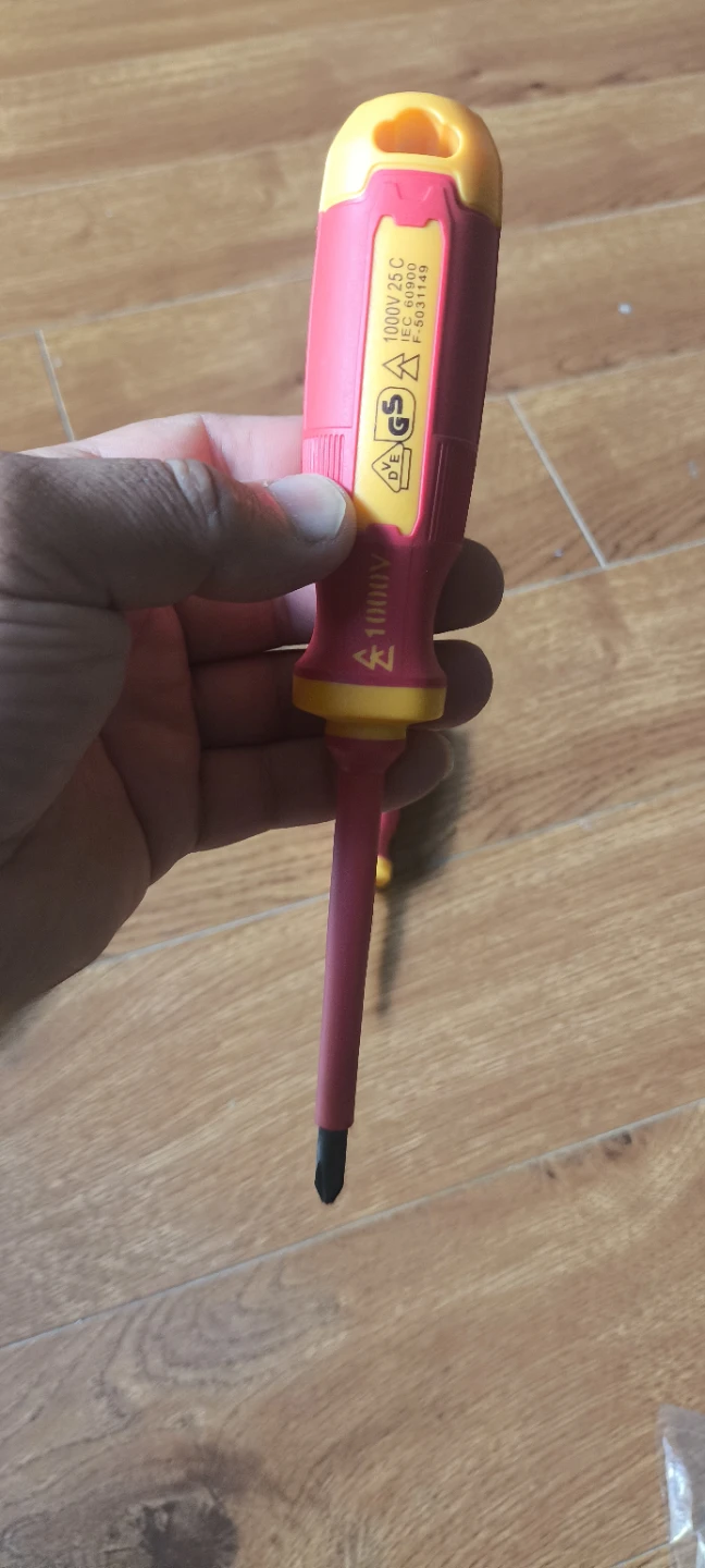Set of 3 Insulated Screwdrivers - photo 3