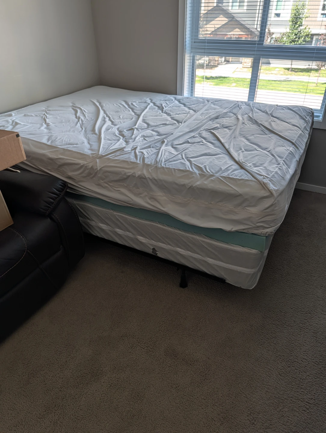 Queen Size Mattress with Box Spring - photo 2